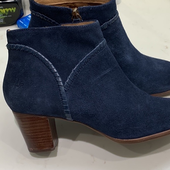 Jack Rogers Navy Blue Suede Booties size 9.5 - Picture 16 of 16